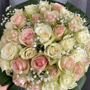 Roses de couleurs pastelles
