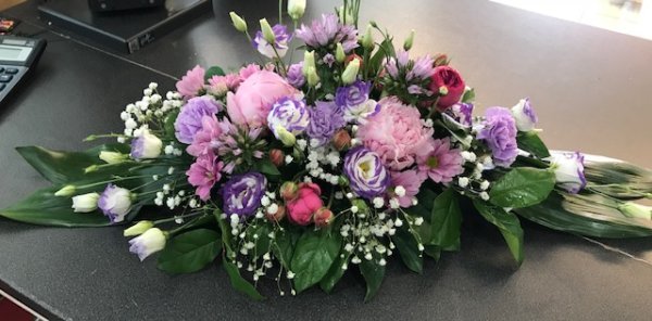 Arrangement pour autel pastel et blanc , mariage
