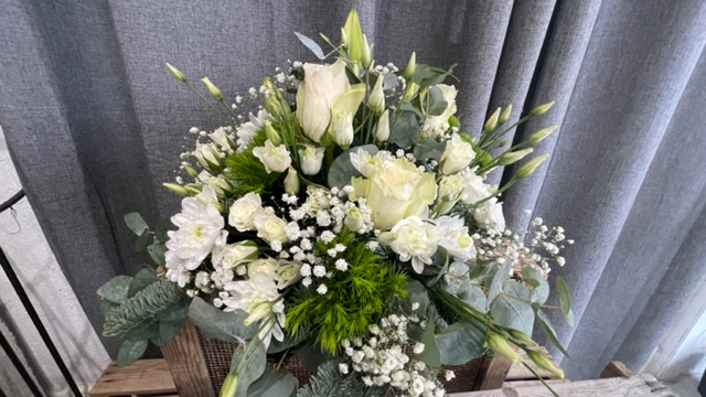 Arrangement pour autel pastel et blanc , mariage